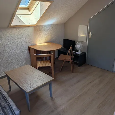 Muzelle B Avec Mezzanine Centre Bourg