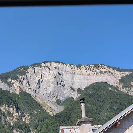 Muzelle B Avec Mezzanine Centre Bourg